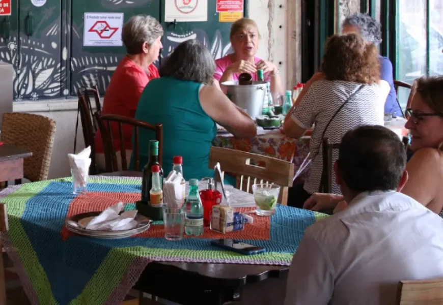 Paraíba registra aumento de 3,8% nas vendas de bares e restaurantes em agosto