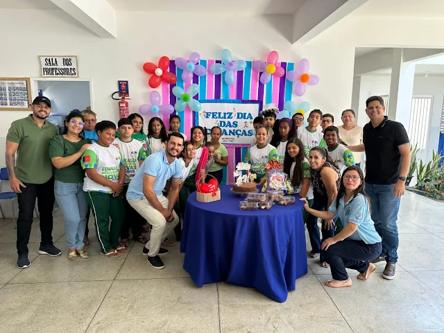 Em Ouro Velho: Escola Municipal Roseilda Fernandes com apoio da Prefeitura promove mega ação em comemoração ao Dia das Crianças