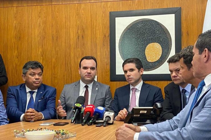 PV declara apoio a Hugo, que agora tem apoio de 8 siglas: “A nossa Casa é a casa do povo”, diz Motta em agradecimento