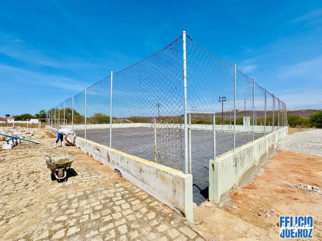 Prefeitura de São José dos Cordeiros inicia reforma de quadras poliesportivas na zona rural do município