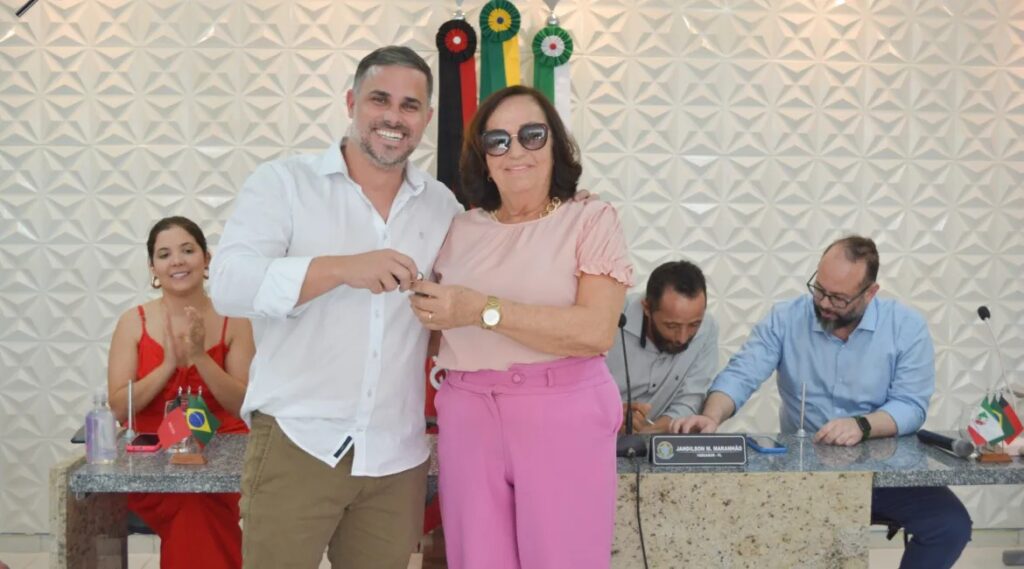 Prefeito de São José dos Cordeiros se licencia e passa comando para a vice, Dona Lourdes