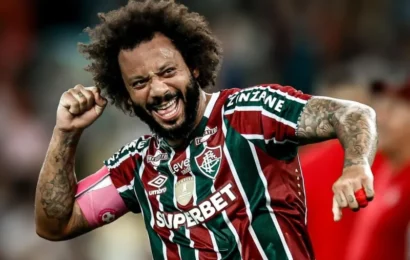 Fluminense anuncia rescisão com Marcelo; jogador teve atrito com Mano