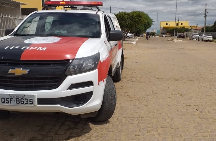 Polícia Militar prende homem por quebra de medidas protetivas em Monteiro