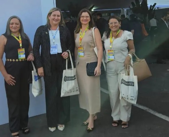 Prefeita Ana Paula embarca para encontro “Novos Prefeitos e Prefeitas” com participação do presidente Lula em Brasília