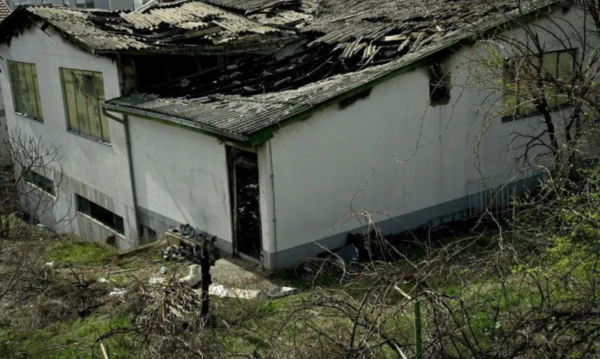 Incêndio em boate deixa 51 mortos e mais de 100 feridos