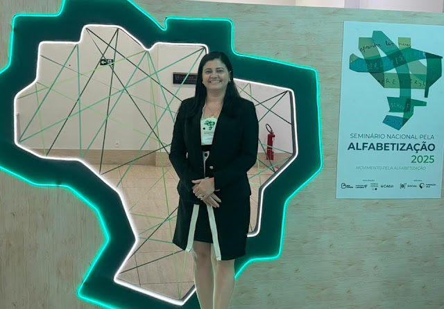 Secretária de Educação de Amparo participa do Seminário Nacional pela Alfabetização 2025 em Fortaleza