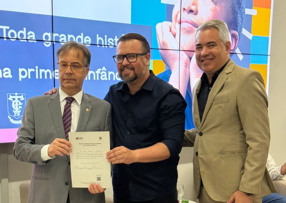 Prefeito Bira Mariano participa de solenidade no TCE-PB e assina Termo de Compromisso com a Primeira Infância