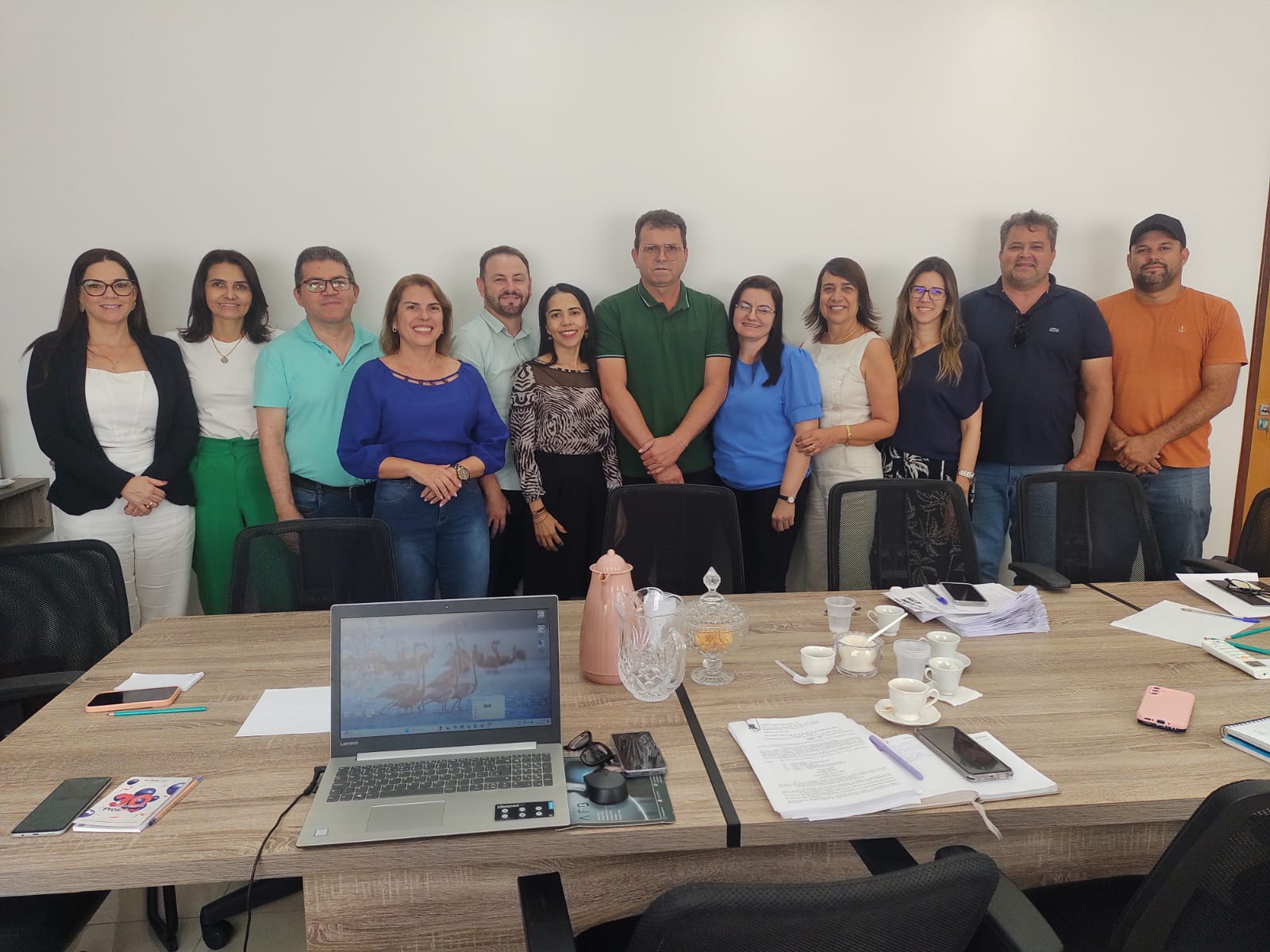 Prefeito Manezinho realiza reunião com equipe de governo para alinhar ações e projetos em Sumé