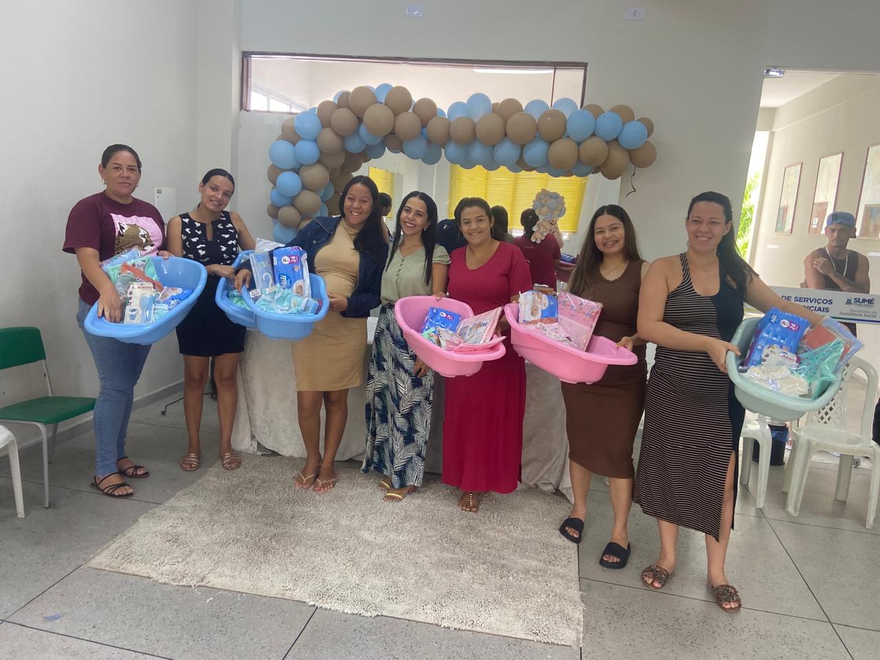 Prefeitura de Sumé entrega kits maternidade para gestantes em situação de vulnerabilidade social