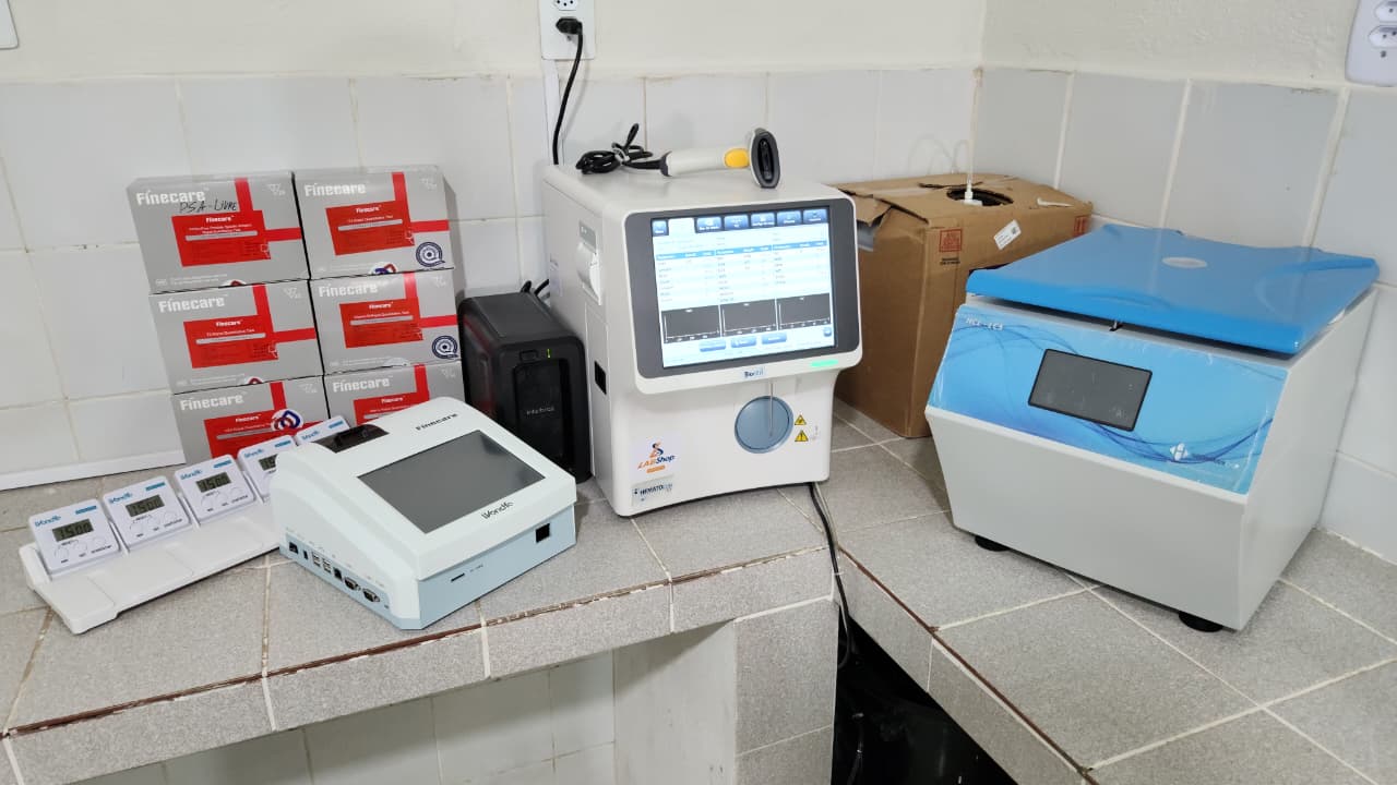 Prefeito de Coxixola anuncia aquisição de novos equipamentos para ampliação e mais rapidez de exames laboratoriais