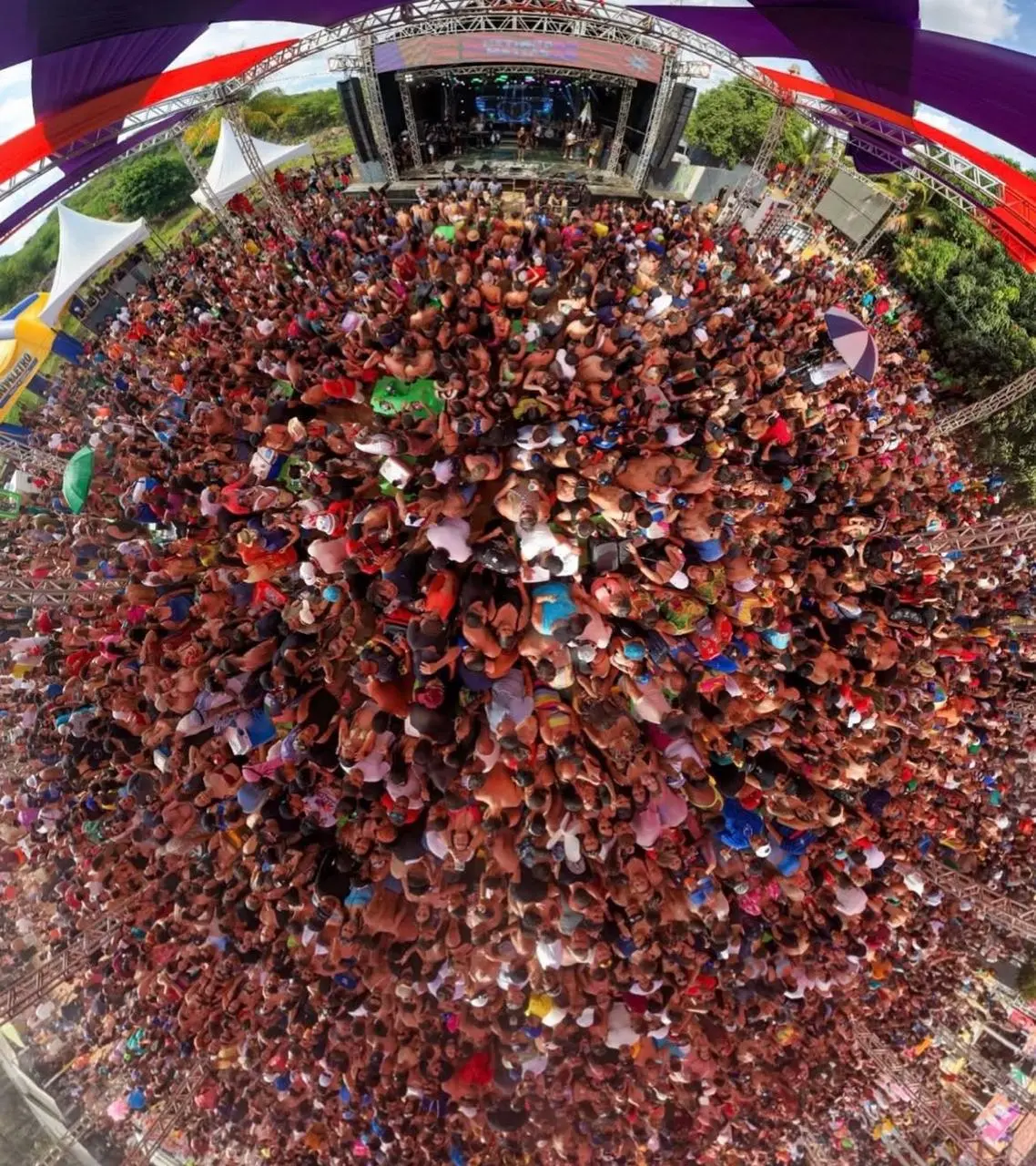 Após grande público no encerramento, gestão de Camalaú divulga nota oficial de agradecimento pelo Carnaval