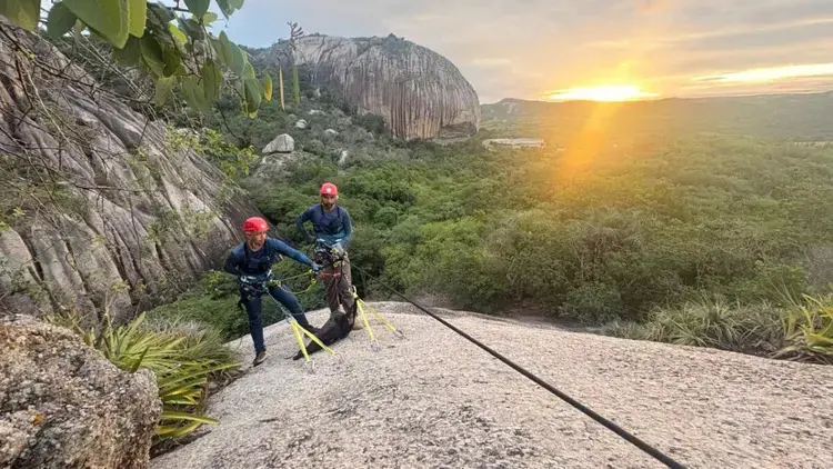 Sancionada lei sobre turismo na Paraíba com exigência de equipamentos de segurança, treinamento para emergências e outras regras
