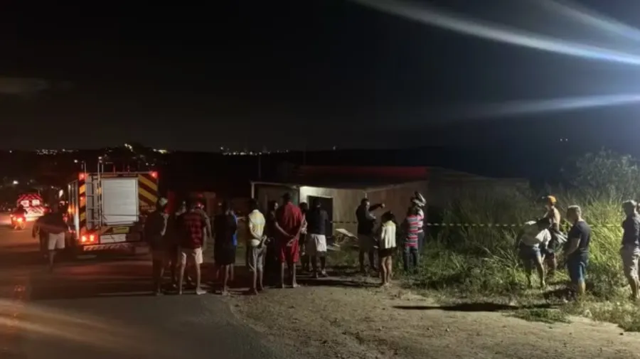 Criança é arremessada para telhado de casa e morre após acidente de moto, na Paraíba